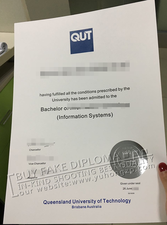 QUT fake degree